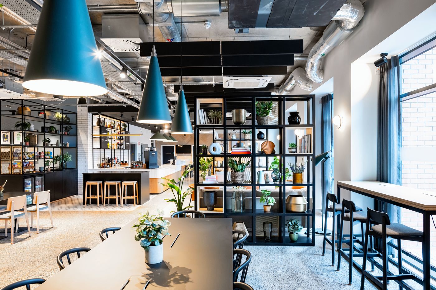 Staycity-Aparthotels-Dublin-City-Centre-Bar-16