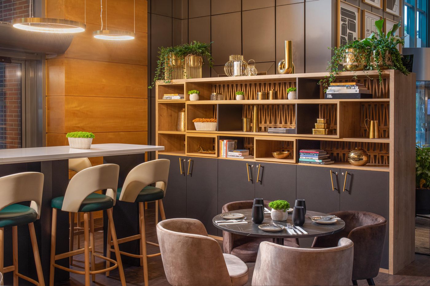 Crowne-Plaza-Budapest-Restaurant-18