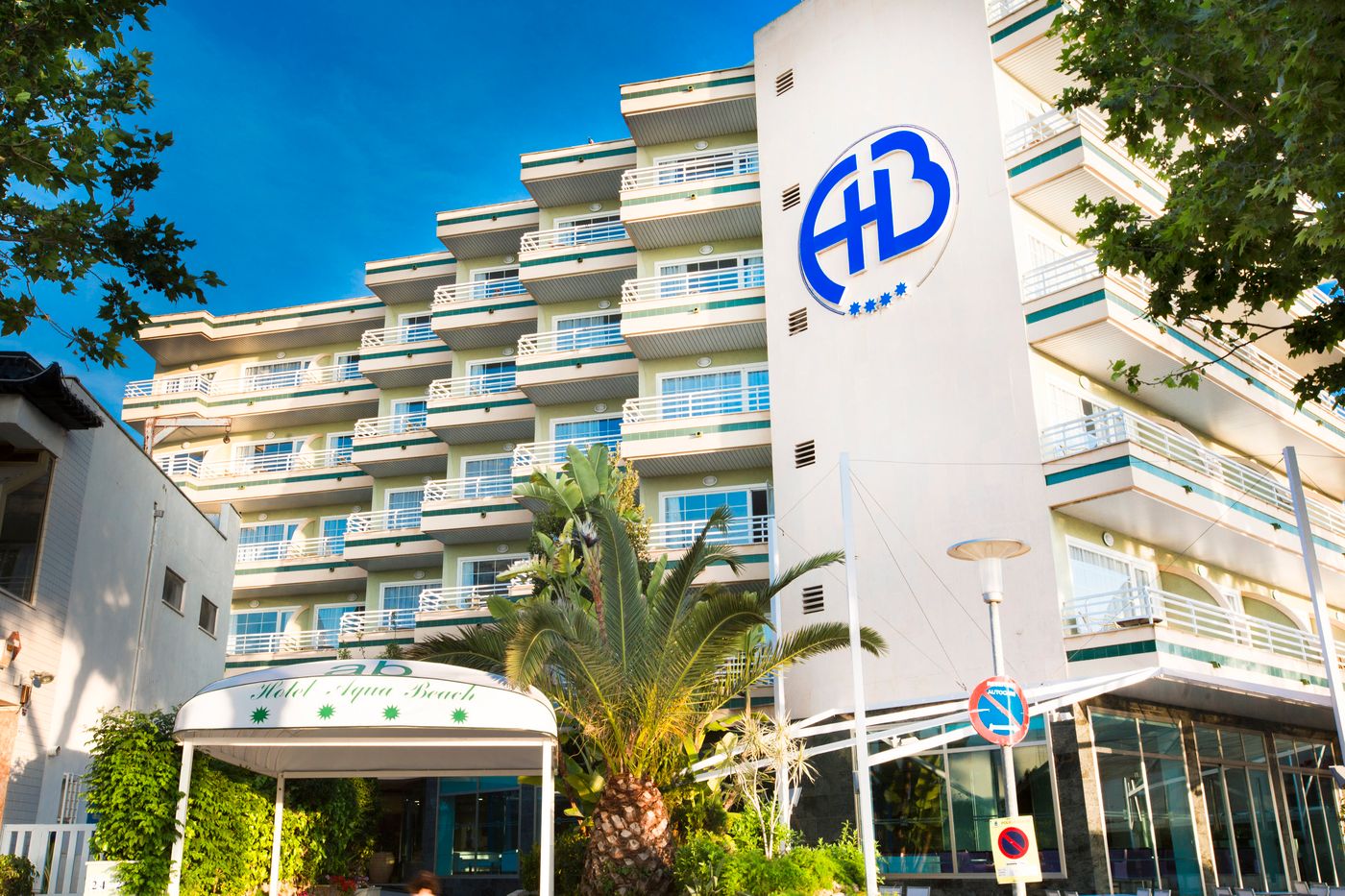 Aguabeach - Adults Only