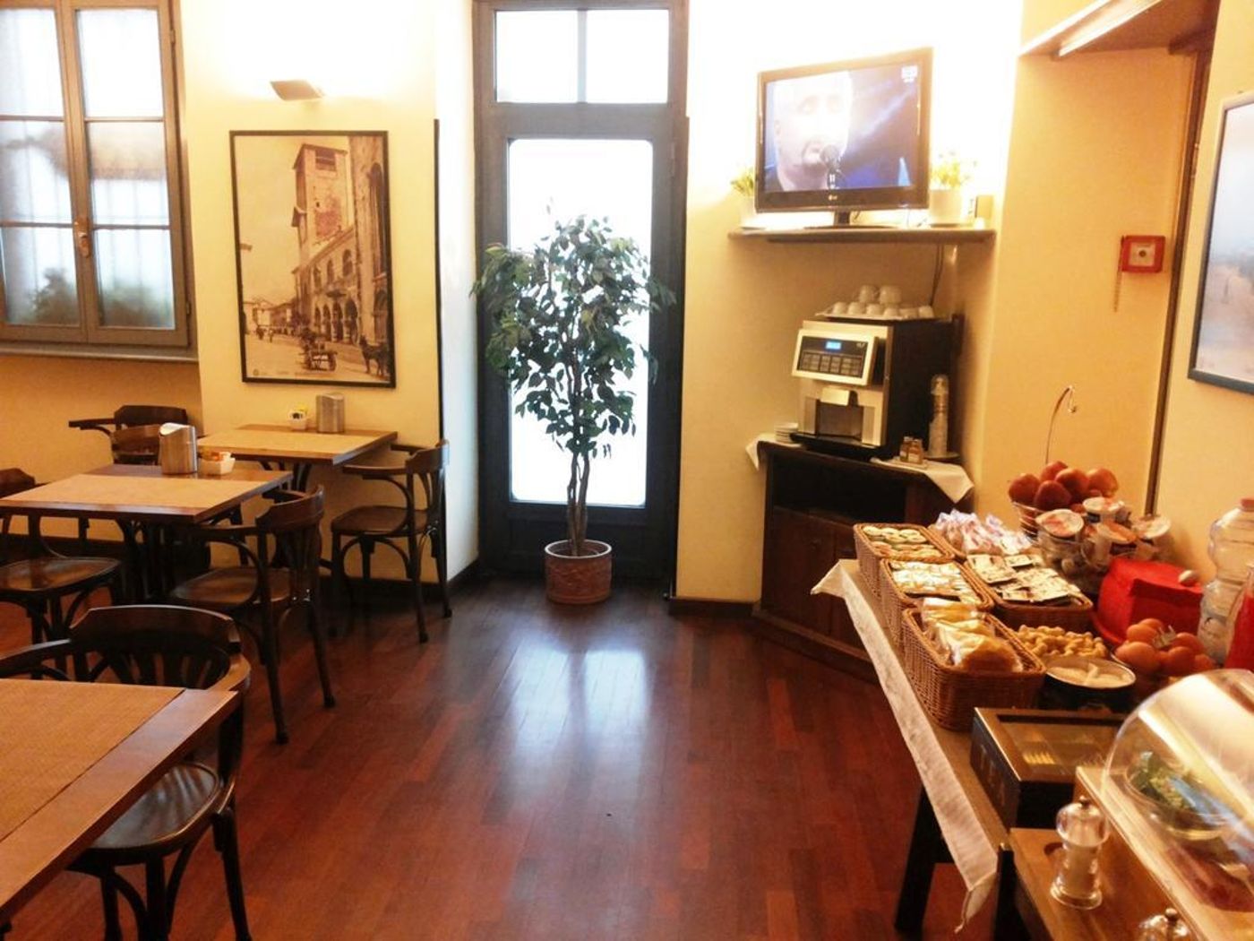 Il Loggiato Dei Serviti-Italy-COMO-General view-8