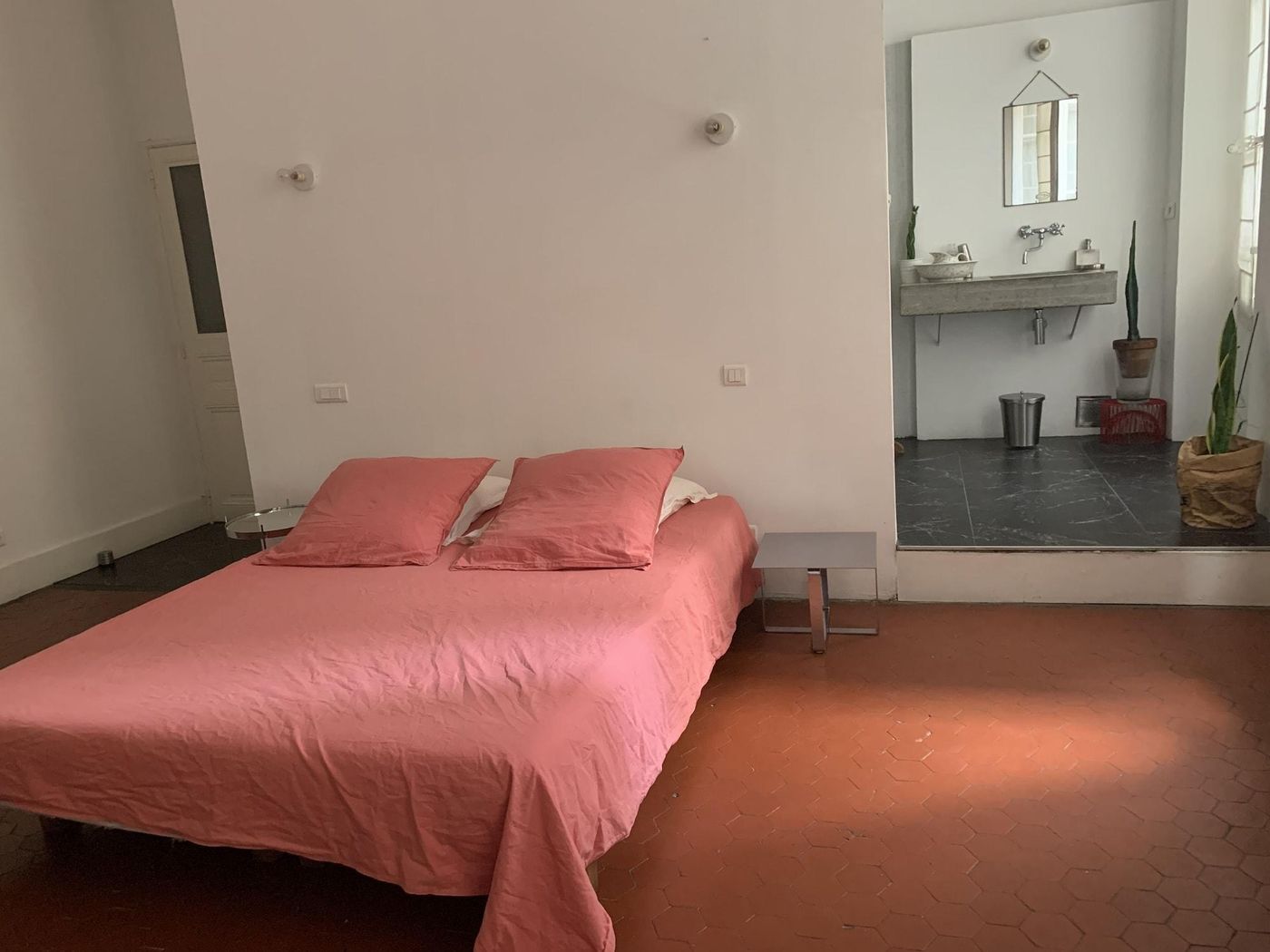 Chambre d'hôtes Liberté-France-MARSEILLE-Room-10