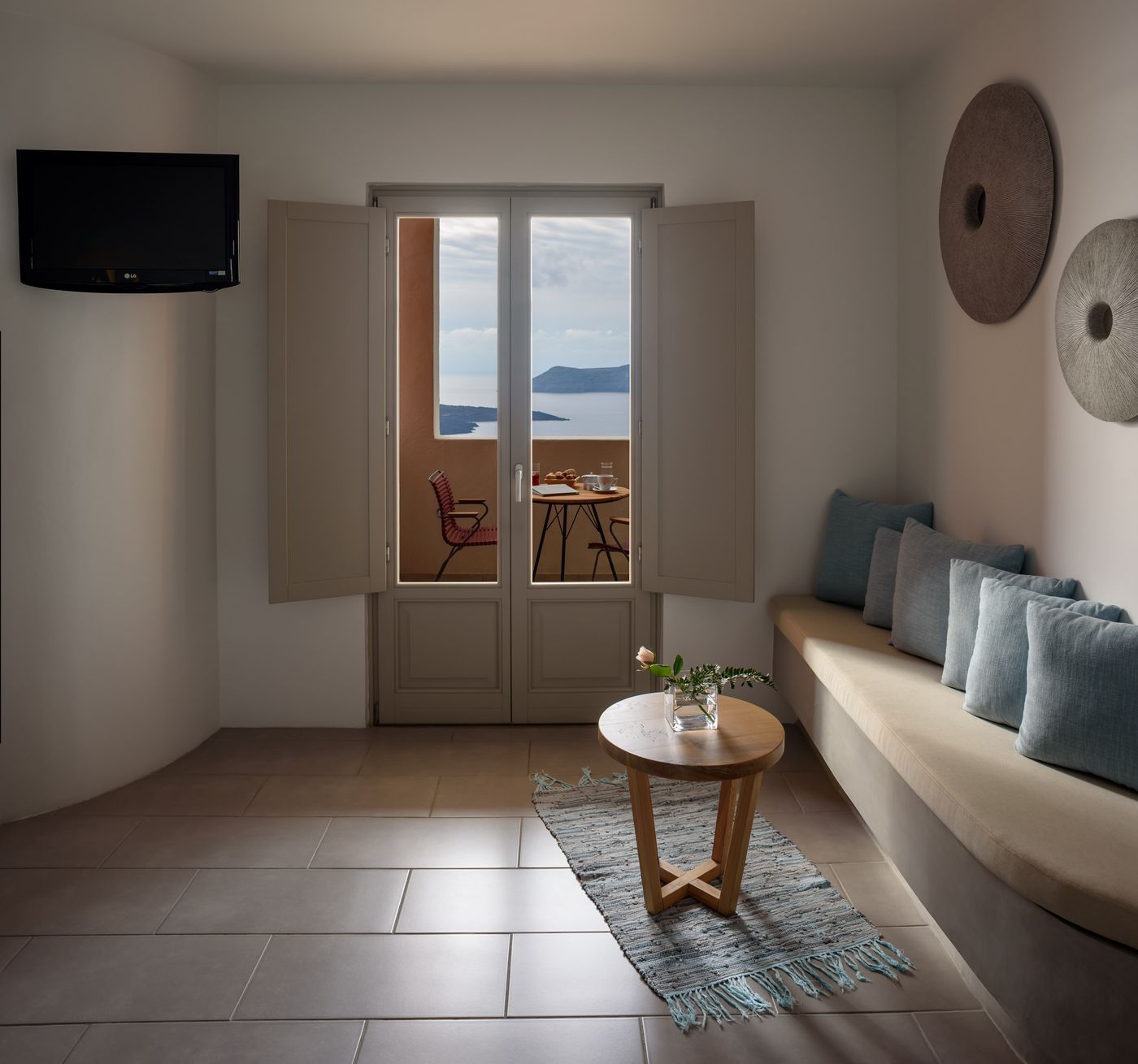 Panorama-Santorini-Boutique-Hotel-Room-14