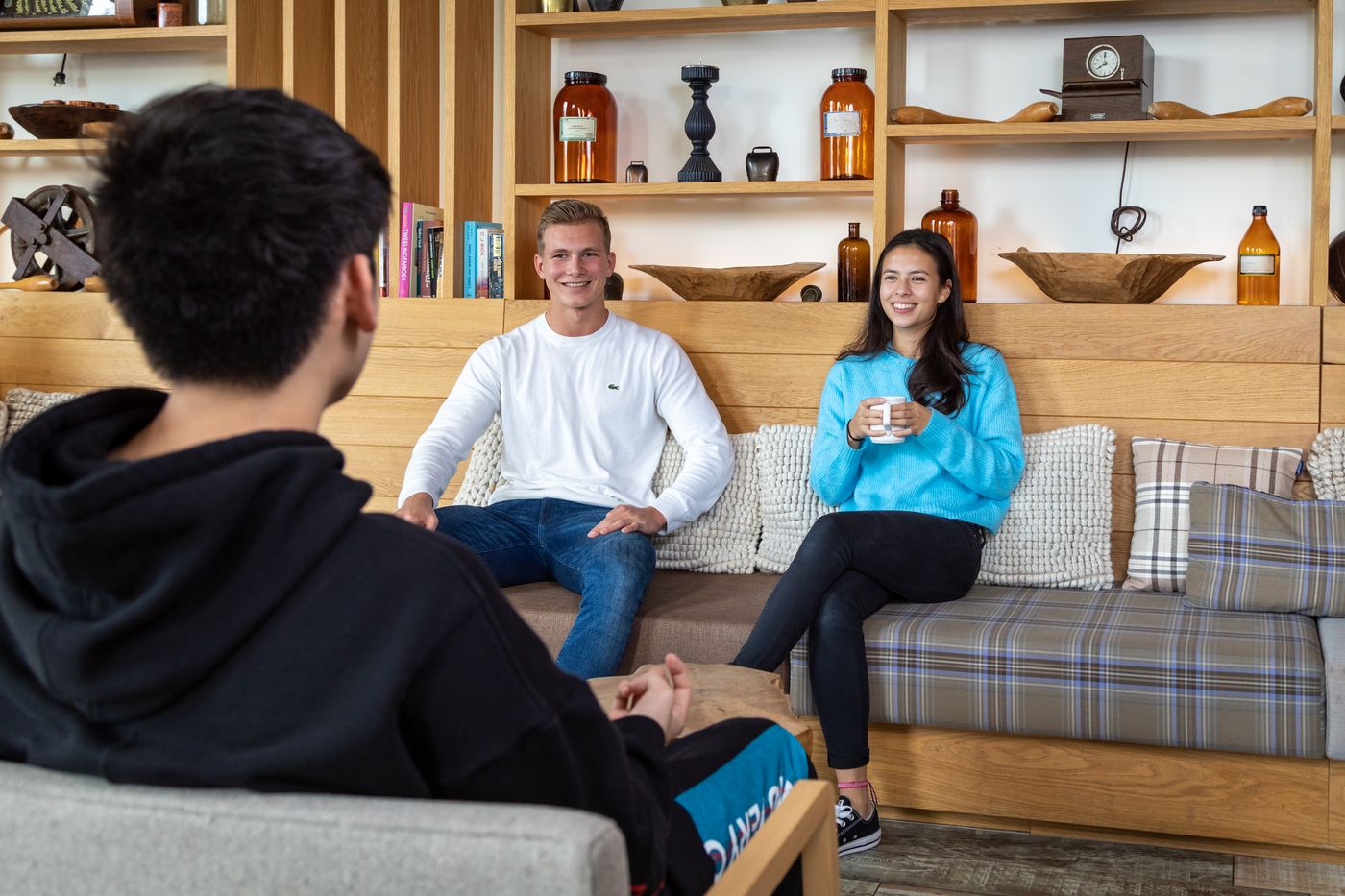 Urban-Lodge-Hotel-Lobby-26