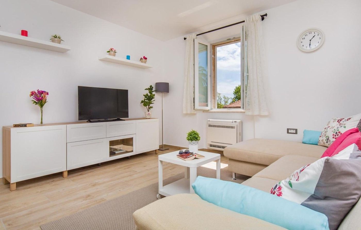 Porta-Apartments-By-Irundo-Room-15