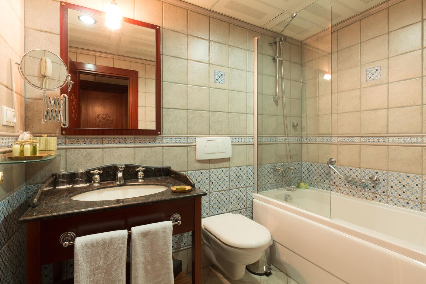 Sirkeci-Mansion-Room-7