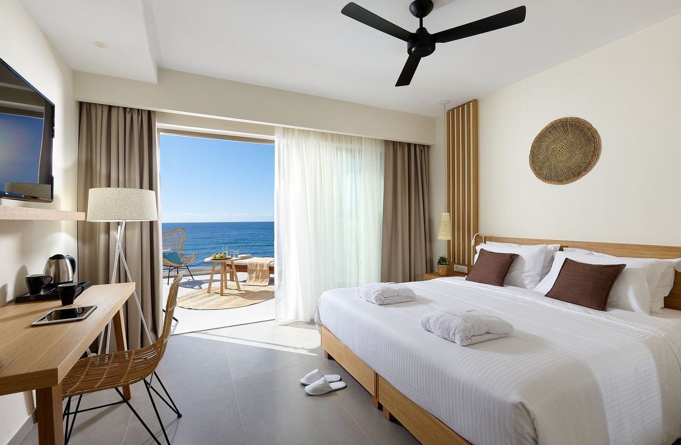 Enorme Santanna Beach Resort