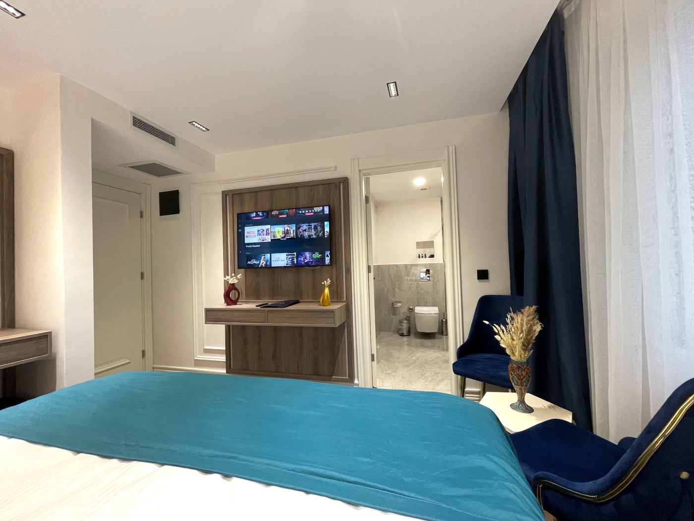 Mona Bosphorus Hotel-Turkey-Besiktas-Room-4