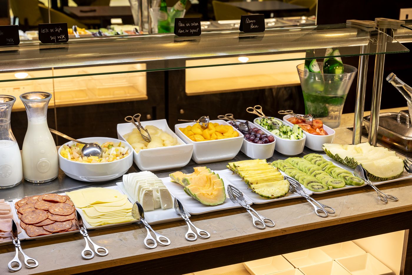 America-Diamonds-Restaurant-45