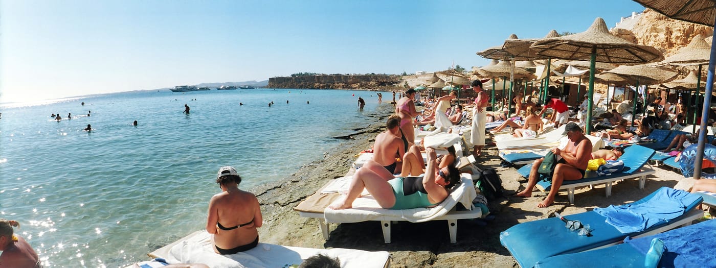 Dive-Inn-Resort-Beach-85