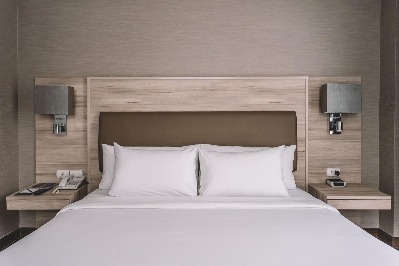 Adelphi-Suites-Bangkok-Room-55