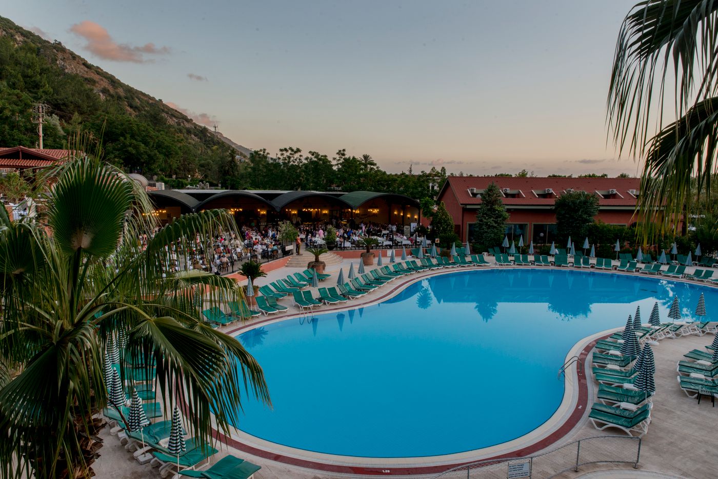 Sun City Hotel & Beach Club