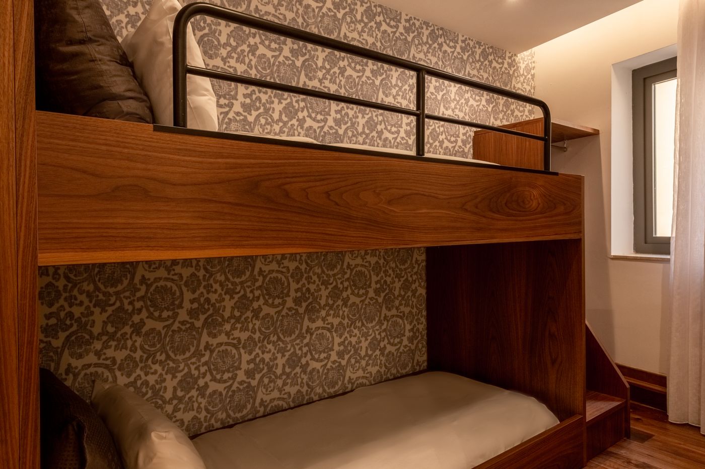 The-Village-Boutique---Spa-Room-21