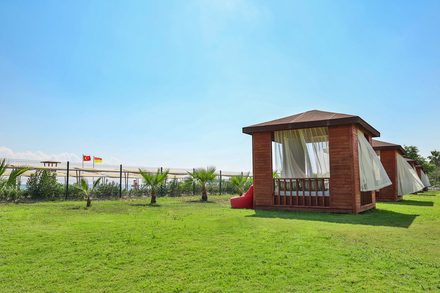 Crystal-Boutique-Beach-Resort--Adults-Only-16---Beach-24