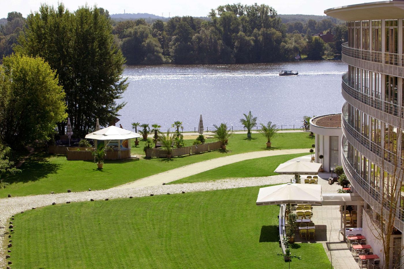 Vienna-House-By-Wyndham-Havelufer-Potsdam-General-view-30