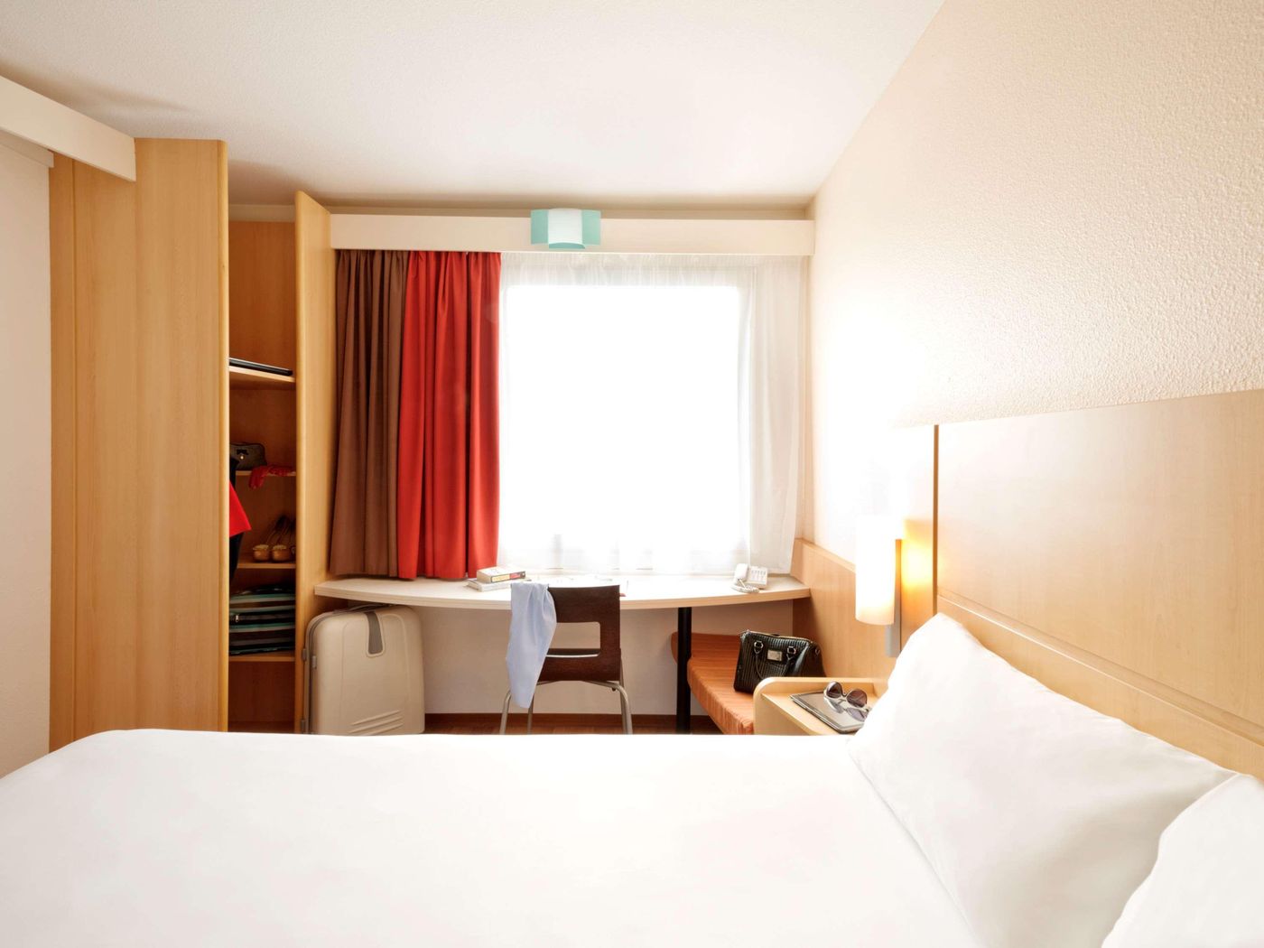 ibis-Warszawa-Stare-Miasto--Old-Town--Room-46