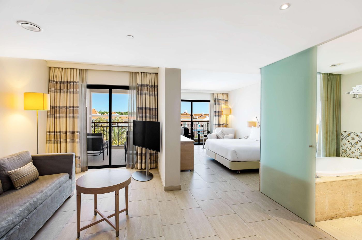 Hilton-Vilamoura-As-Cascatas-Golf-Resort---Spa-Room-25