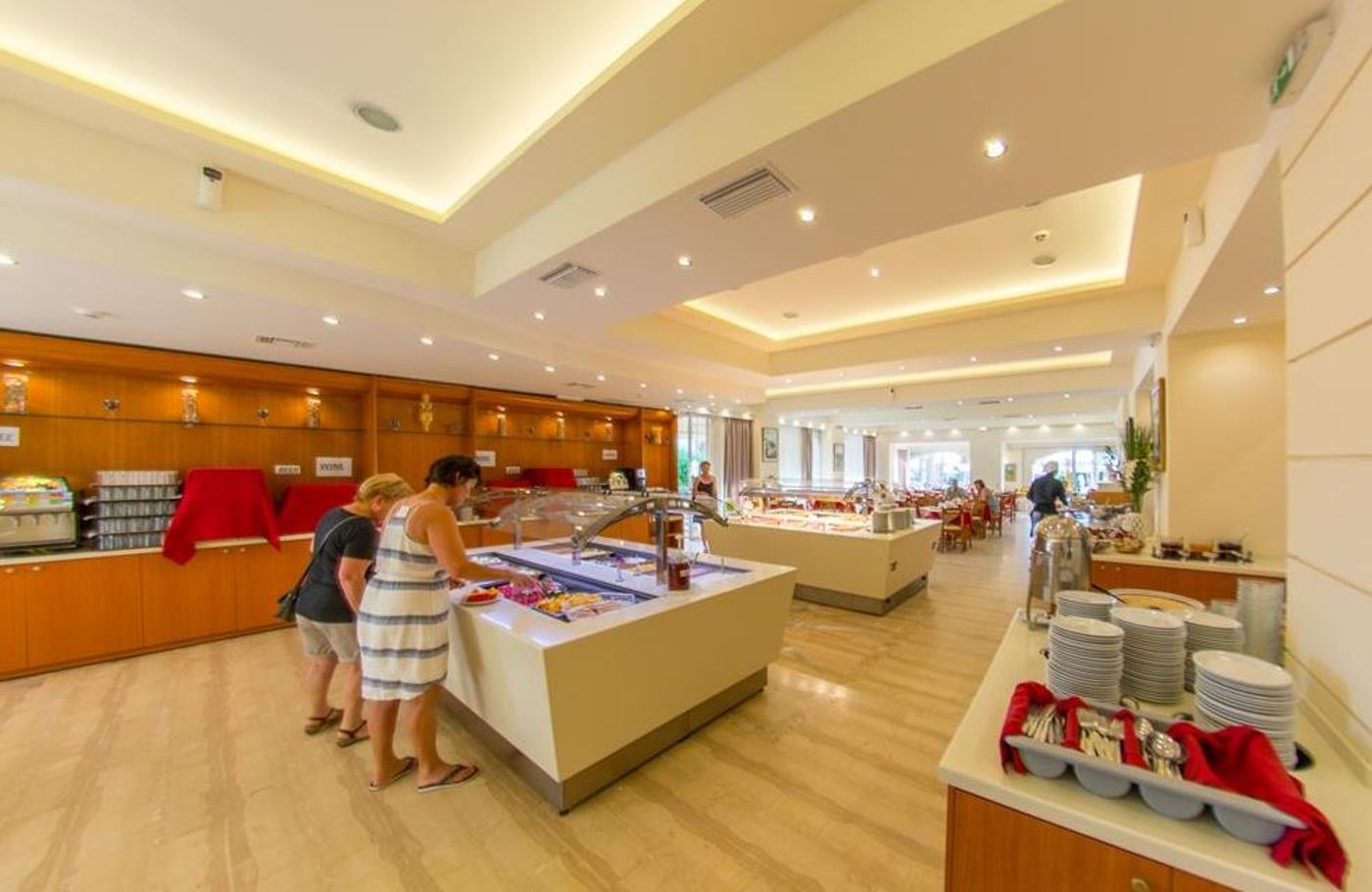 Poseidon-Beach-Restaurant-28