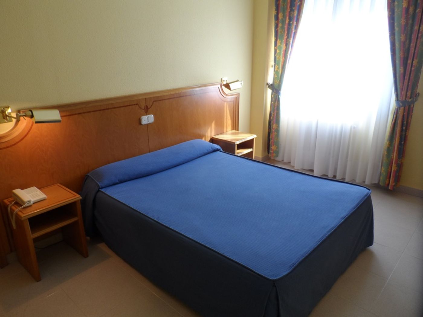 Rey Arturo-Spain-VILLAGONZALO PEDERNALES-General view-8