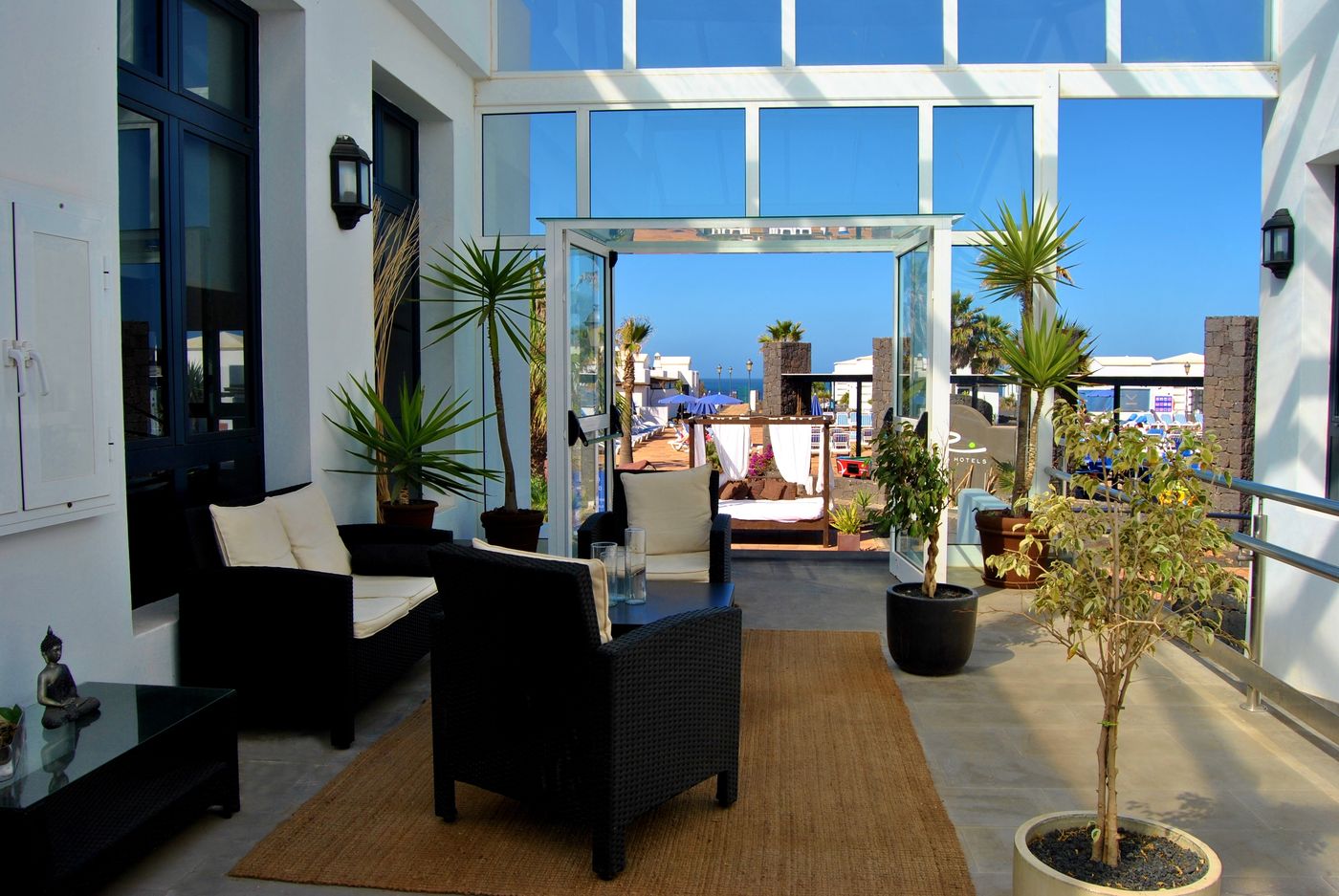 Villas-Coral-Deluxe-Terrace-50