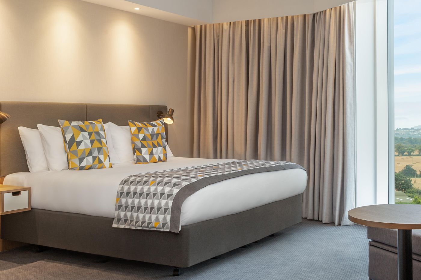 Holiday-Inn-Dublin-Airport-Room-32