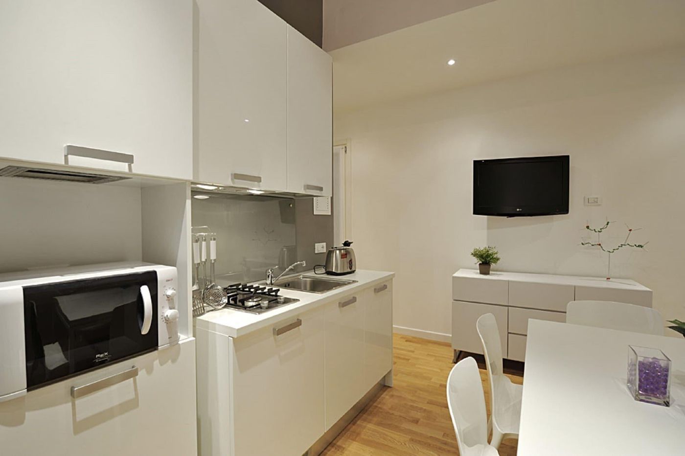 San-Polo-Design-Apartments-Room-8