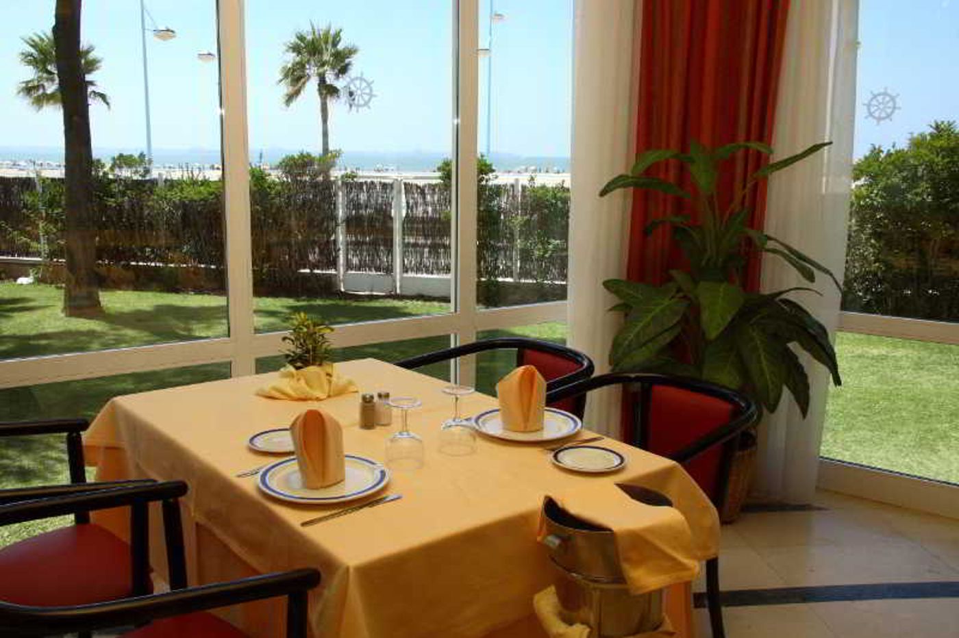 Hotel-Puertobahia---SPA-Restaurant-80