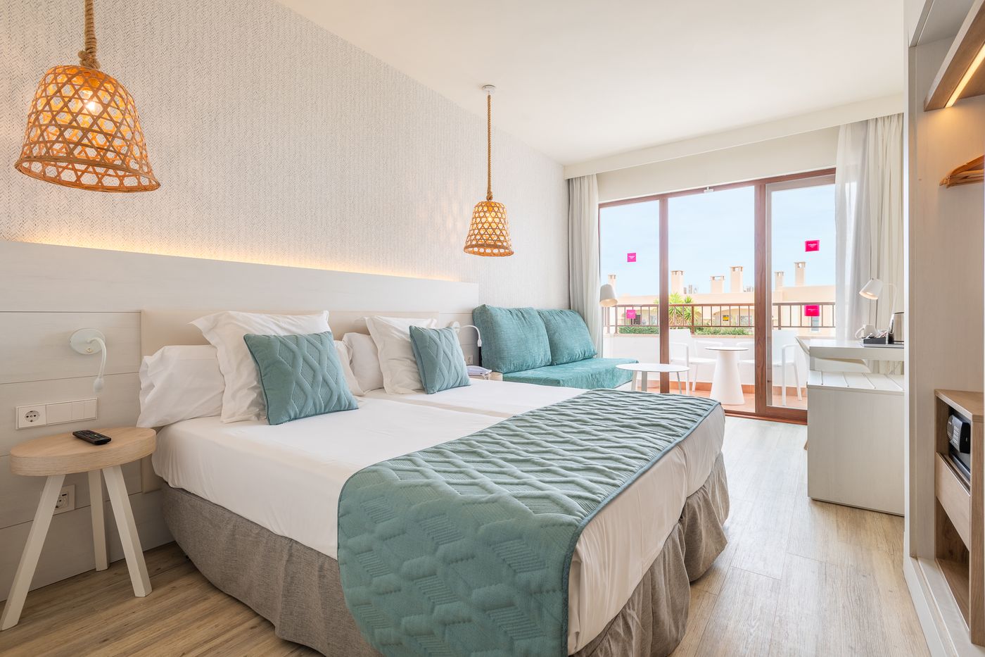 Leonardo-Royal-Hotel-Ibiza-Santa-Eulalia-Room-13