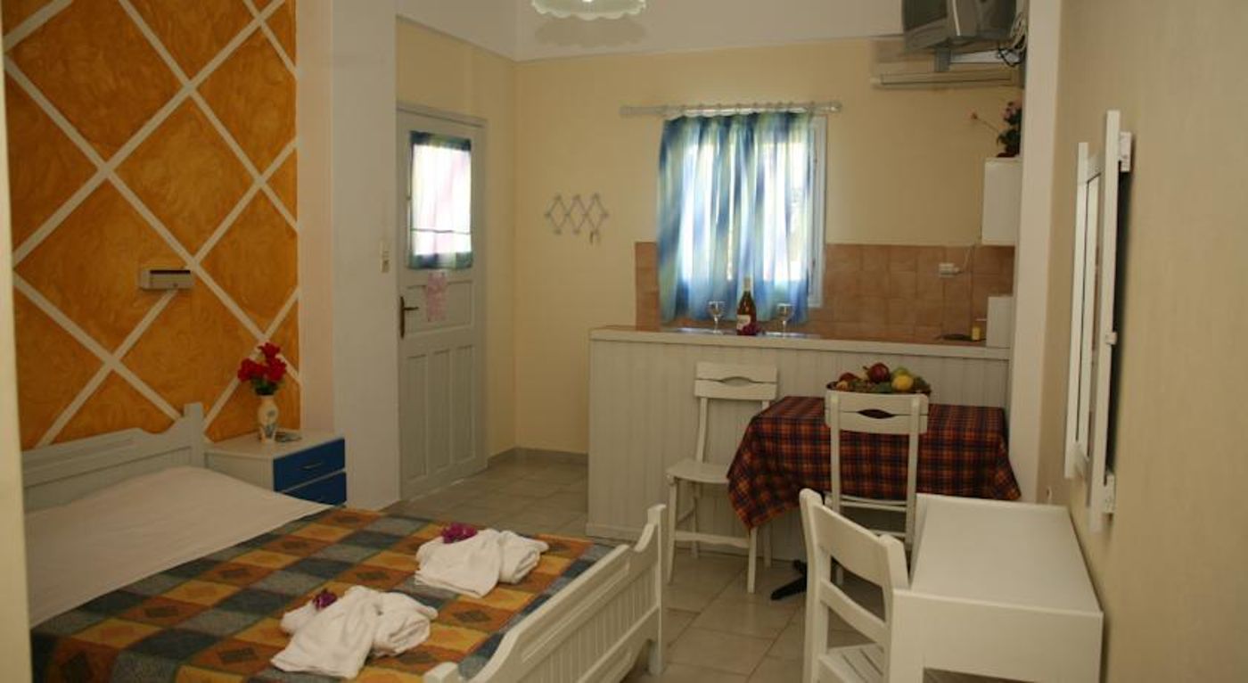 Studios And Apartments Markos