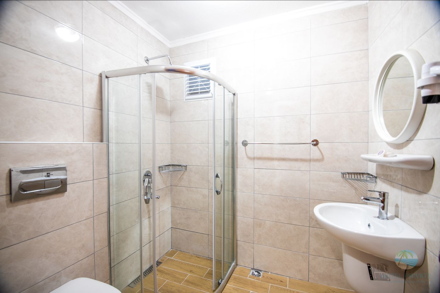 Private-Hotel-Room-34