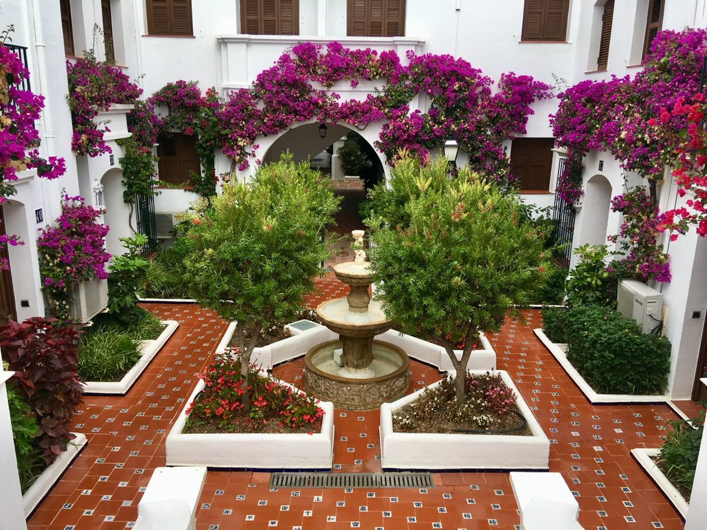 Macdonald Villacana Club