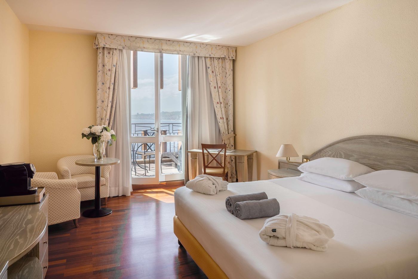 Unahotels-Capotaormina-Room-22