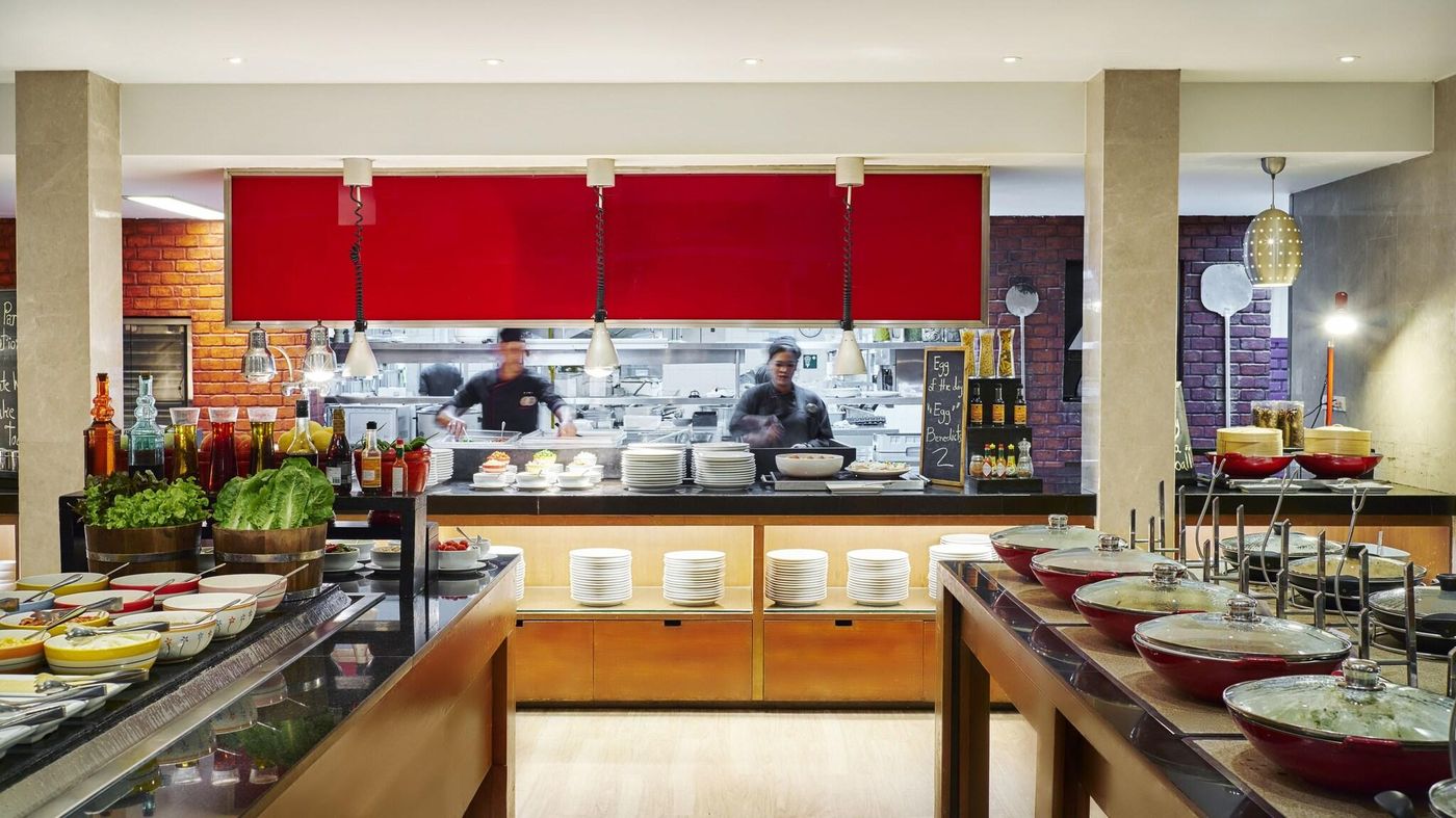 Swissotel-Resort-Phuket-Kamala-Beach-Restaurant-45