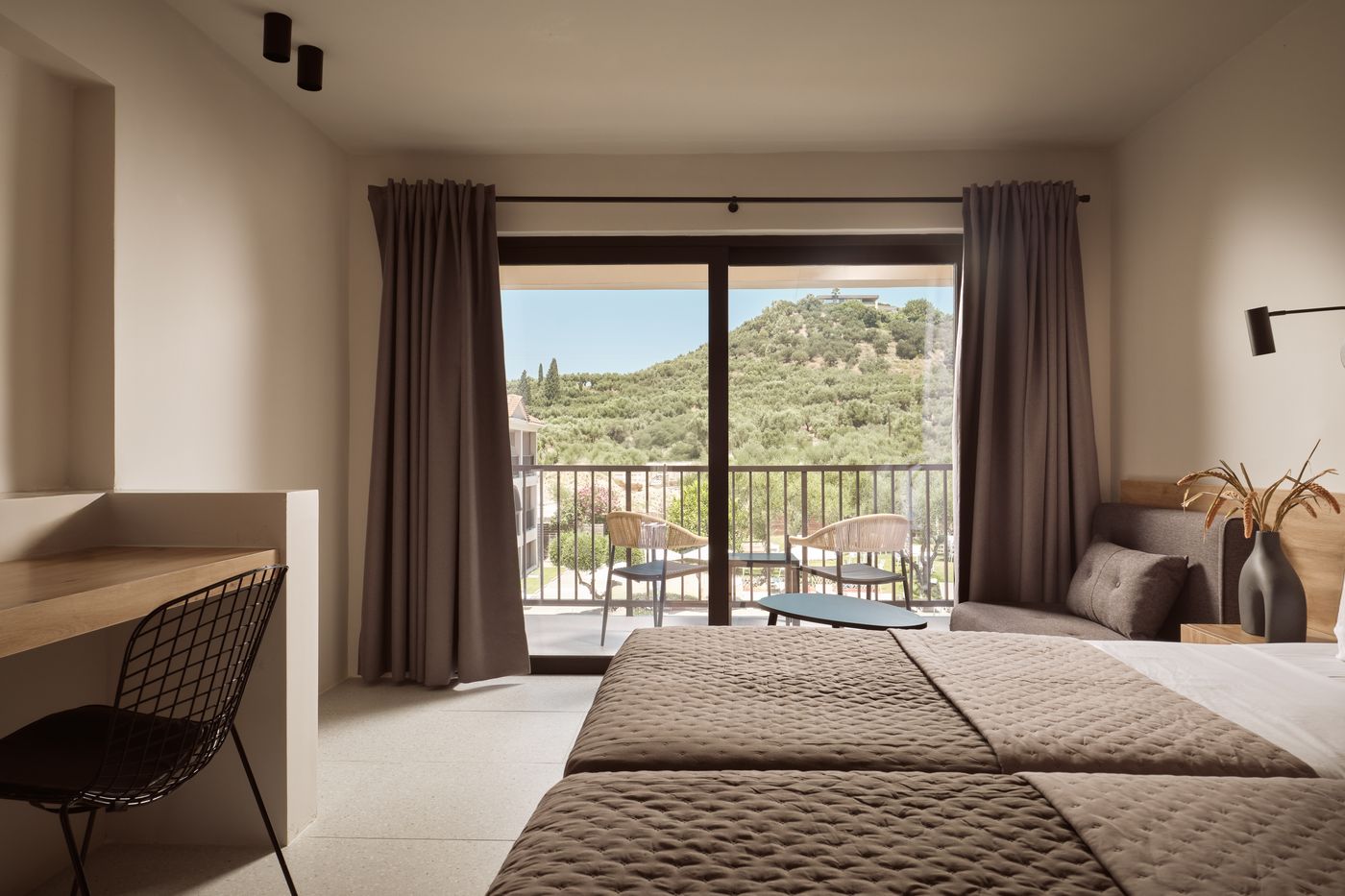 Filoxenia-Hotel-Room-16