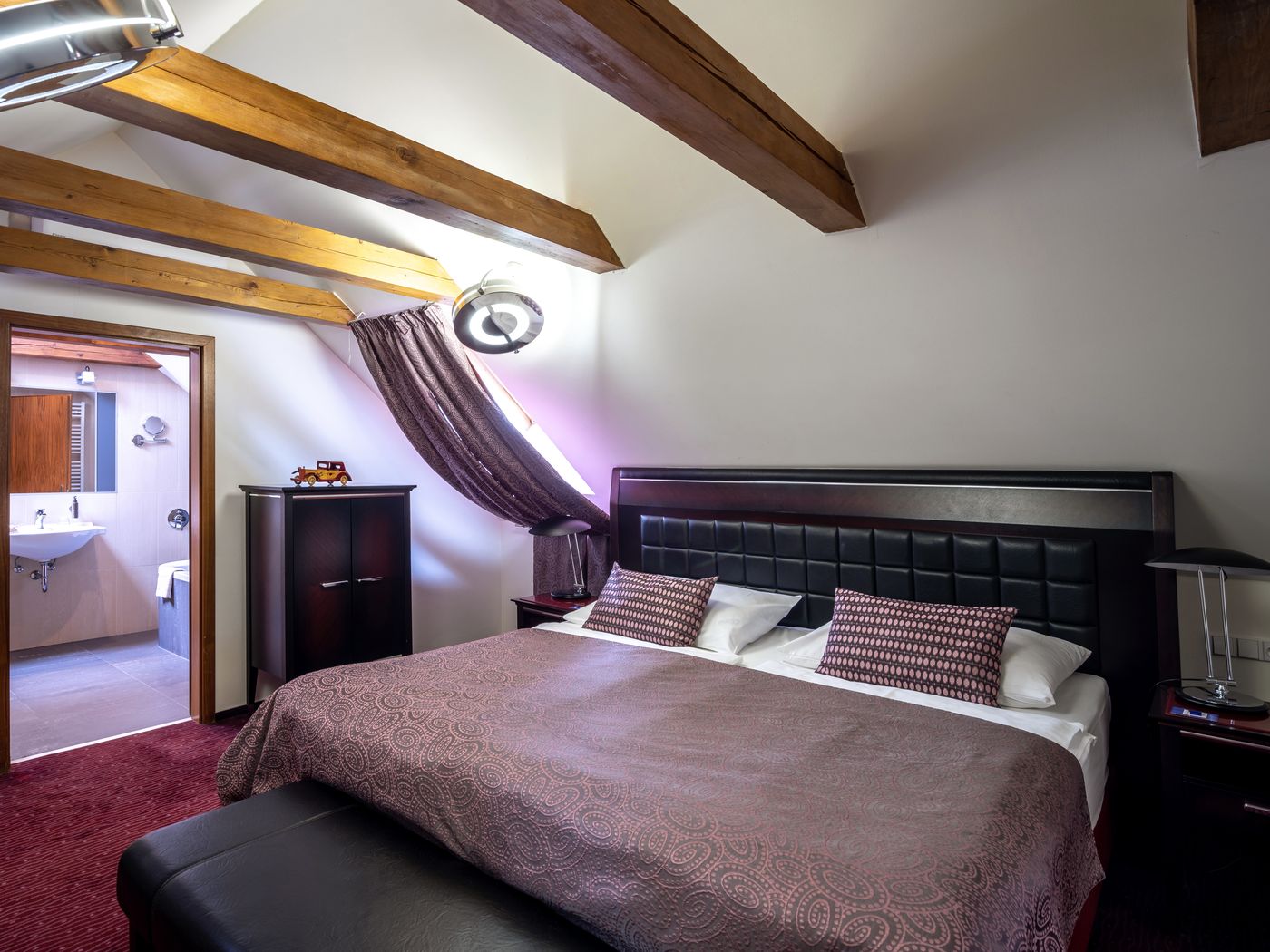 EA-Hotel-Embassy-Prague-Room-25