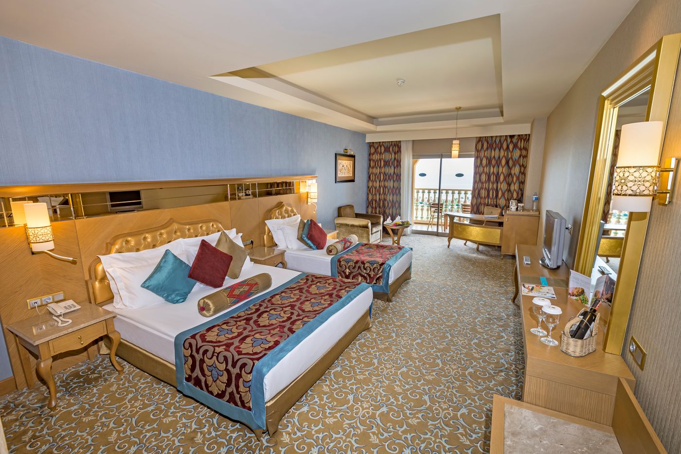 Royal-Holiday-Palace-Room-26