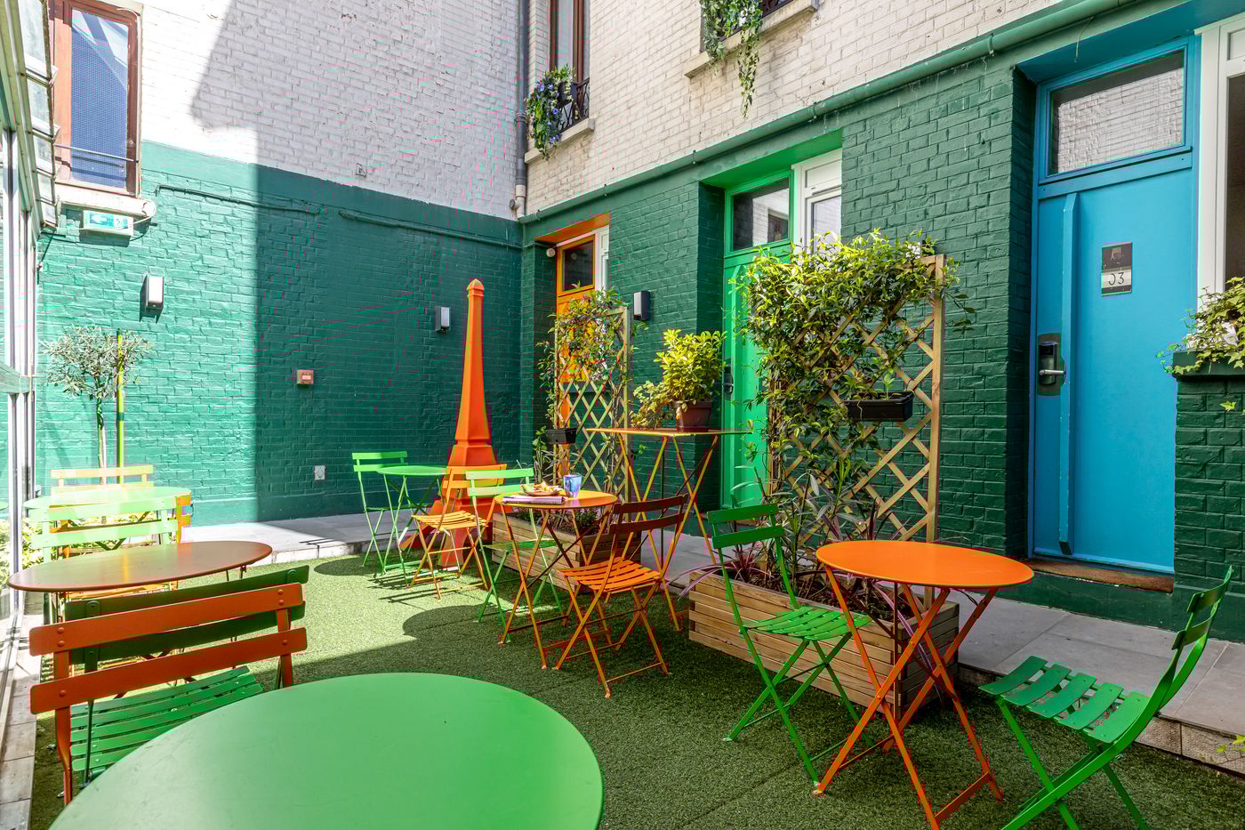 Hotel-Alpha-Paris-Eiffel-by-Patrick-Hayat-Terrace-57