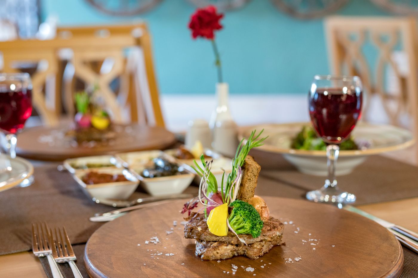 Side-Crown-Sunshine-Restaurant-54