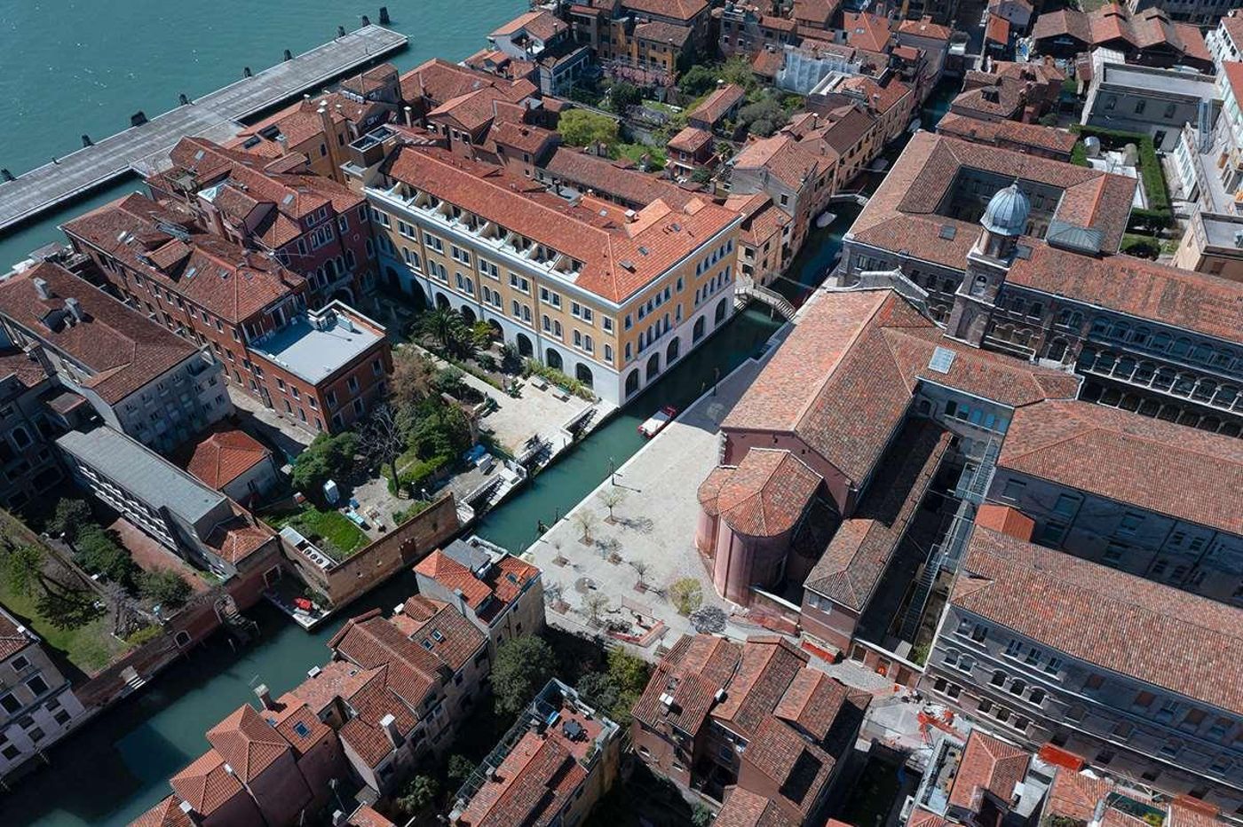 Palazzo Veneziano-Italy-Venice-General view-2