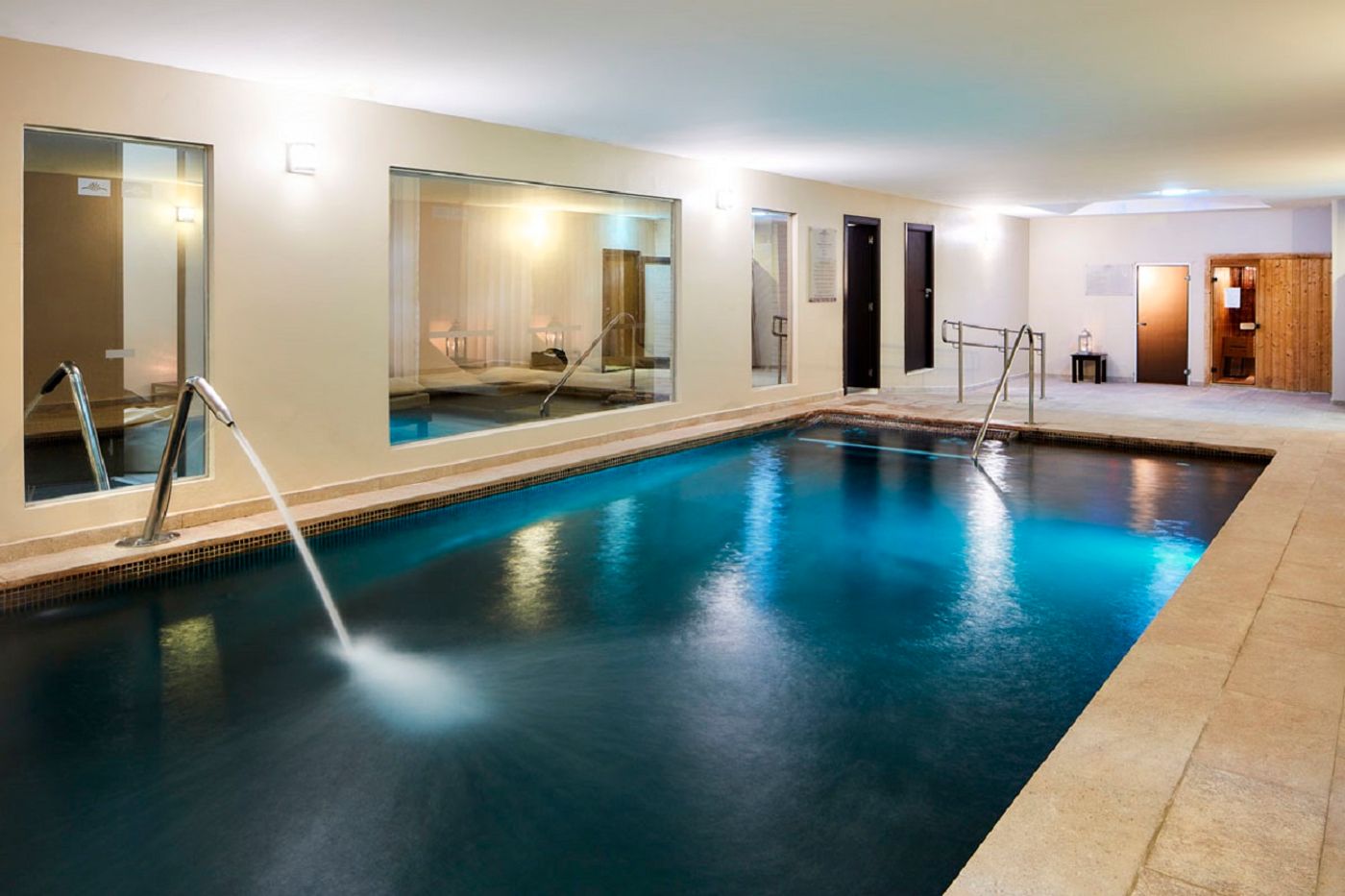 Santa-Eulalia-Hotel---Spa-Pool-49