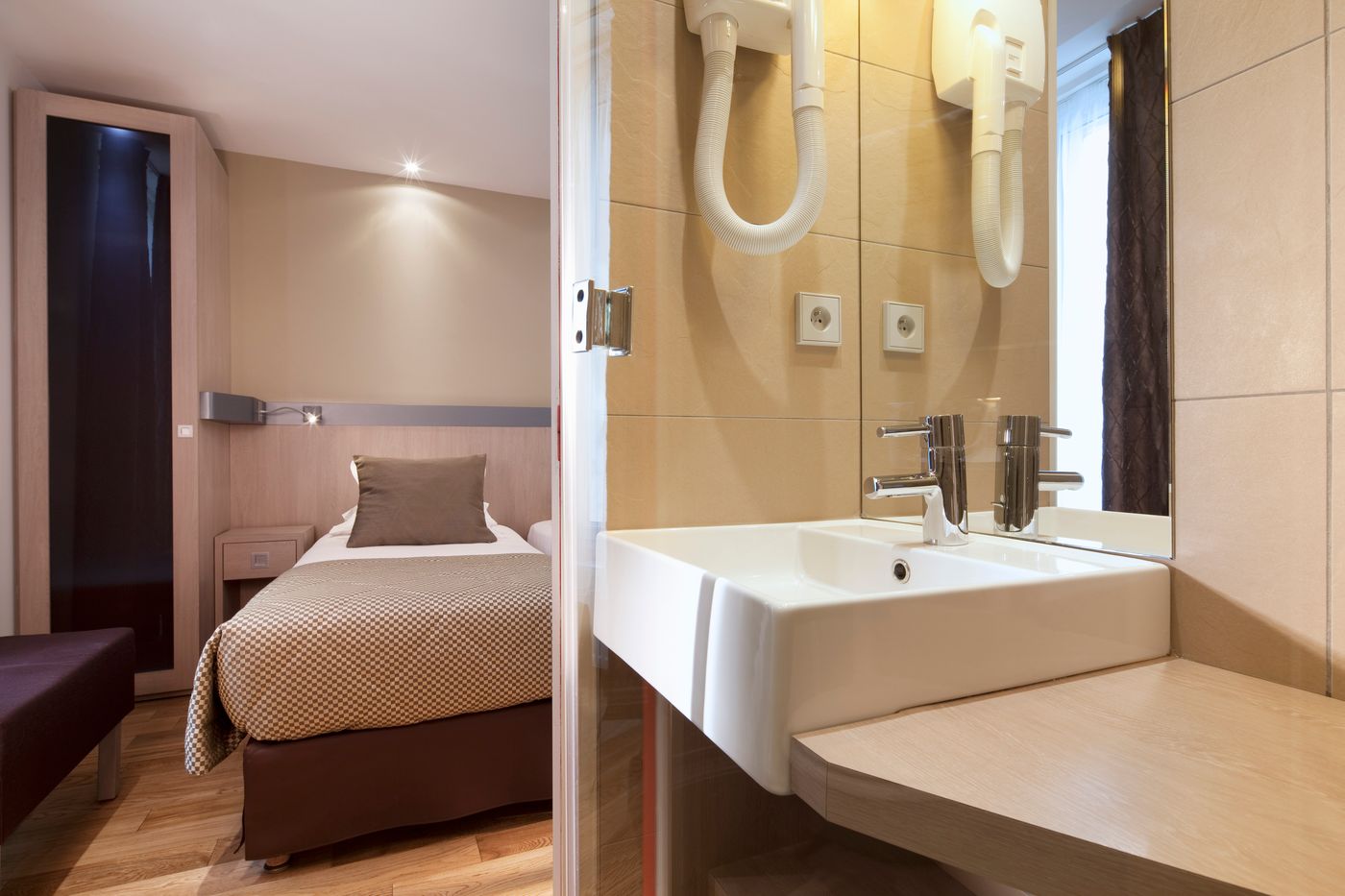 Tourisme-Avenue-Room-27