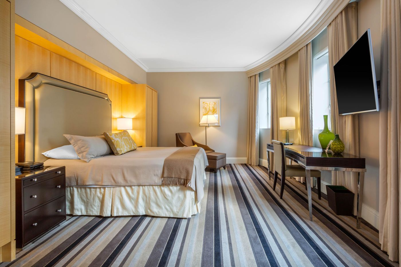 Omni-Berkshire-Place-Room-20