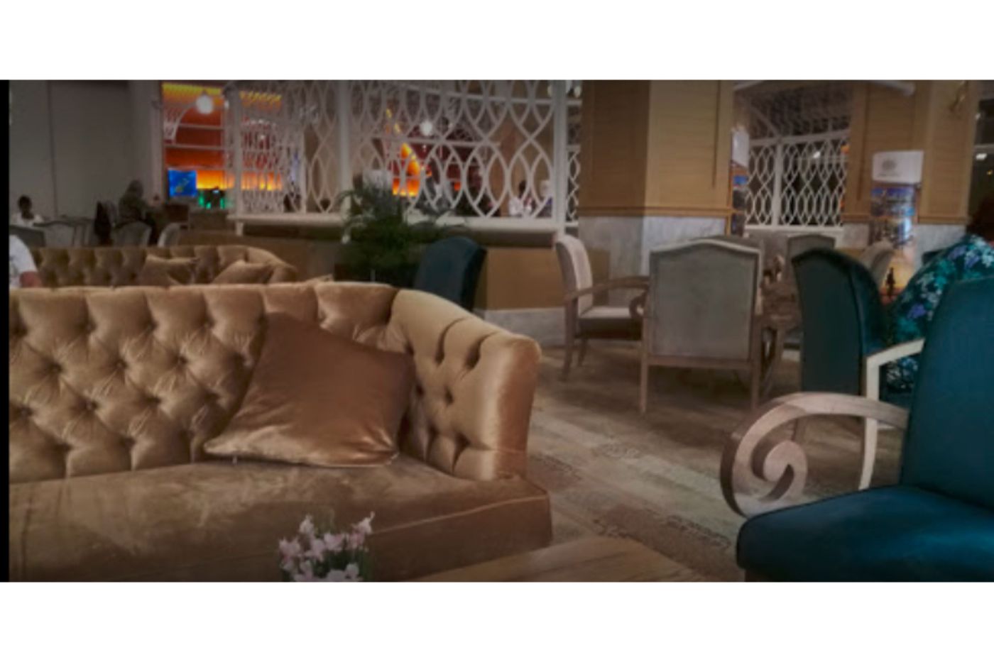 Well-Palace-Side-Lobby-51