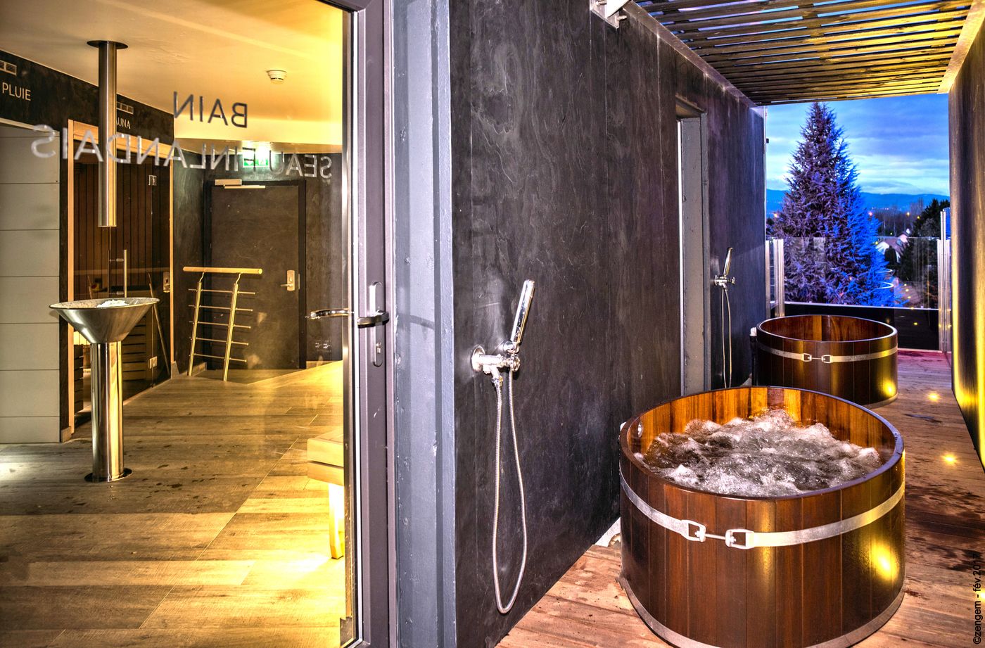 Hotel-Everness--Signature-Collection-Sports-and-Entertainment-39