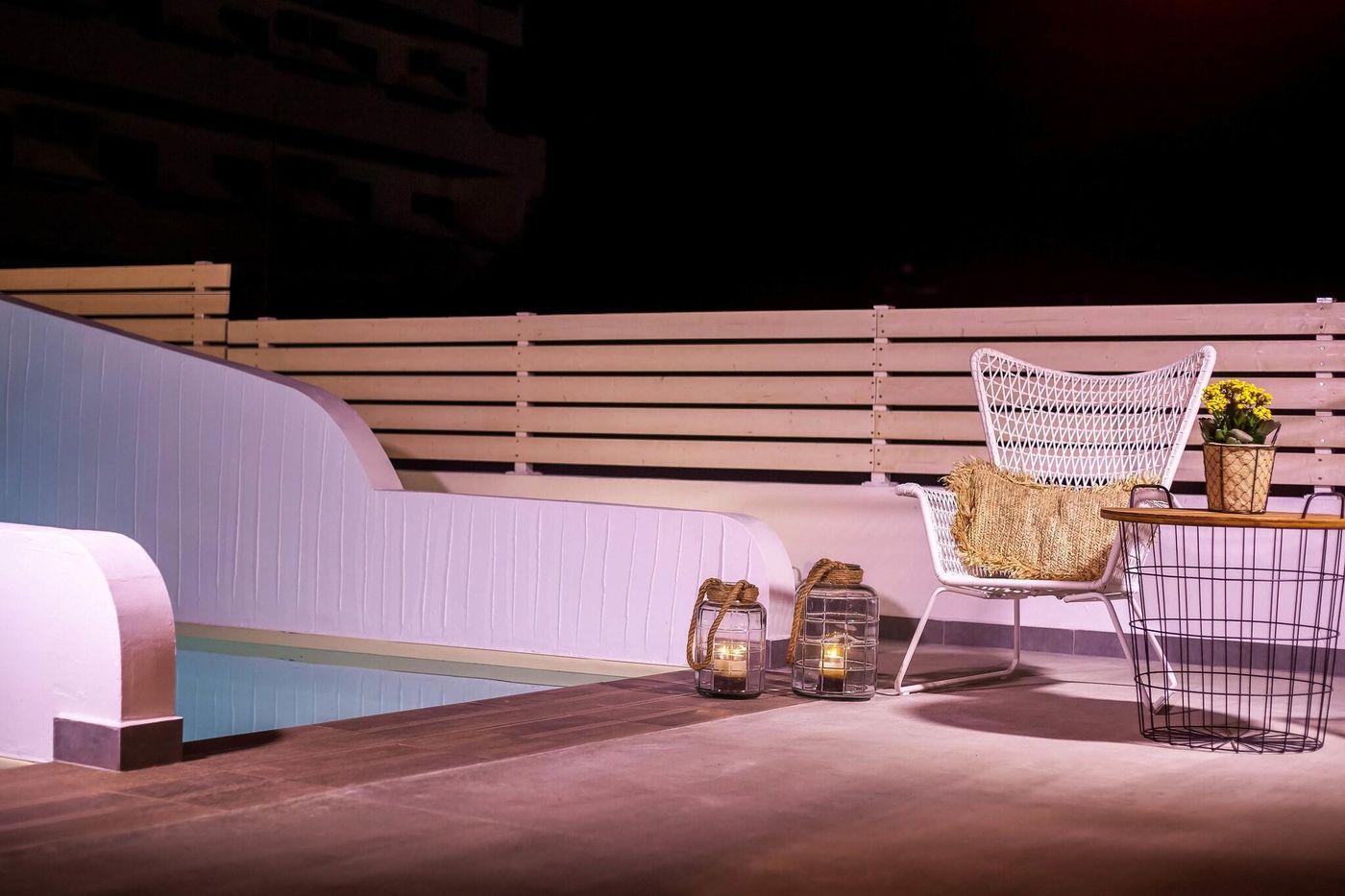 Malibu-Boutique-Terrace-23