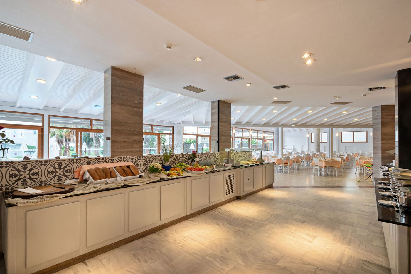 Delfina-beach-Restaurant-33