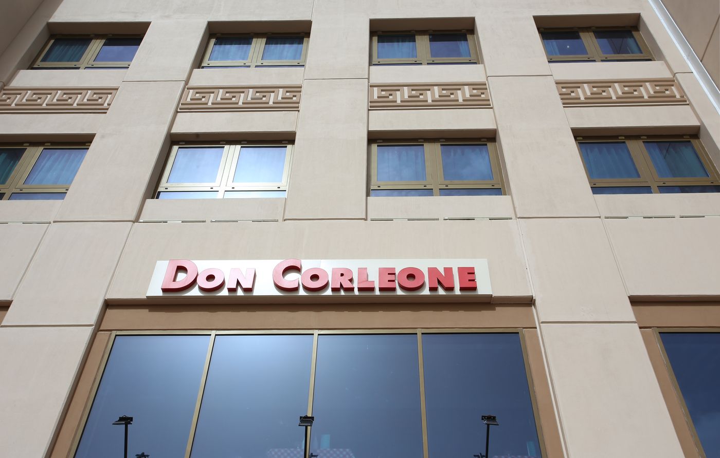 Metropolitan-Hotel-on-Sheikh-Zayed-Road-Dubai-General-view-83