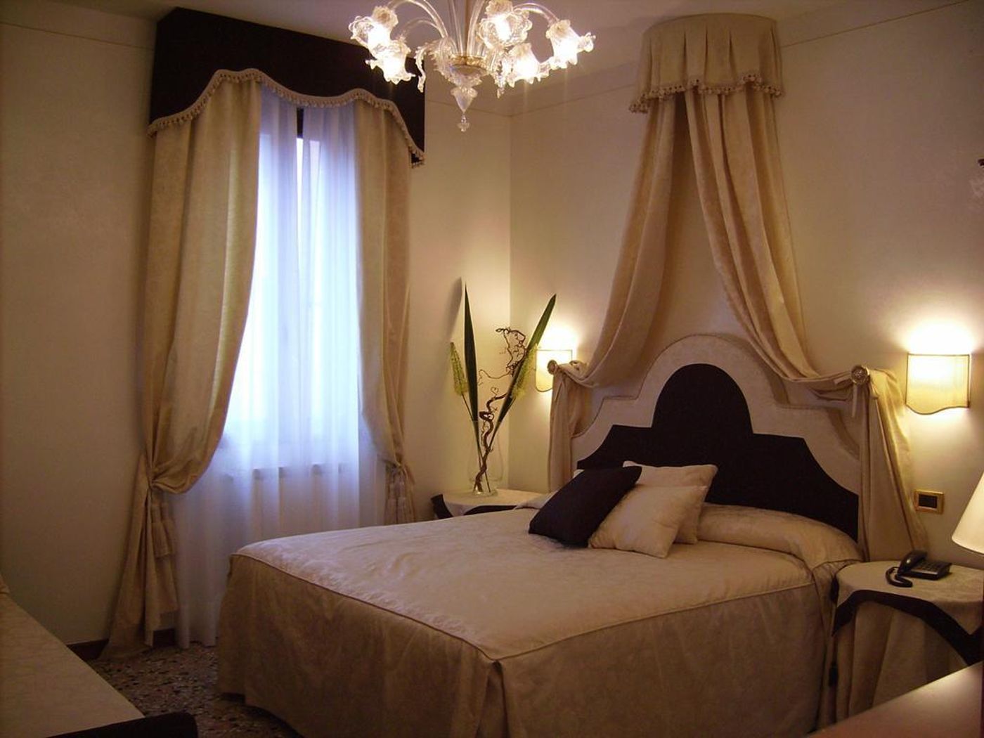 Hesperia-General-view-15