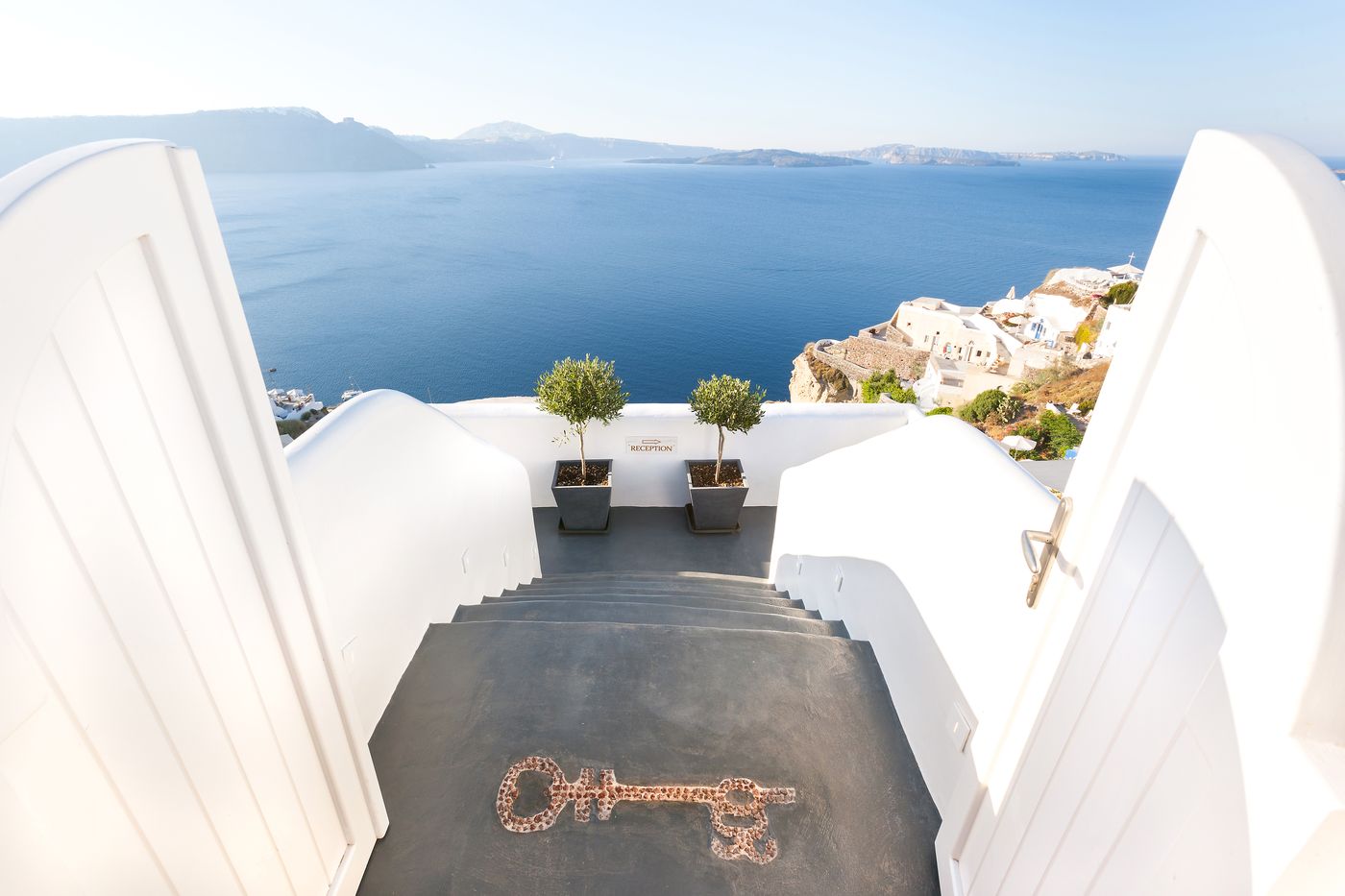 Secret-Legend-Suites-Terrace-1