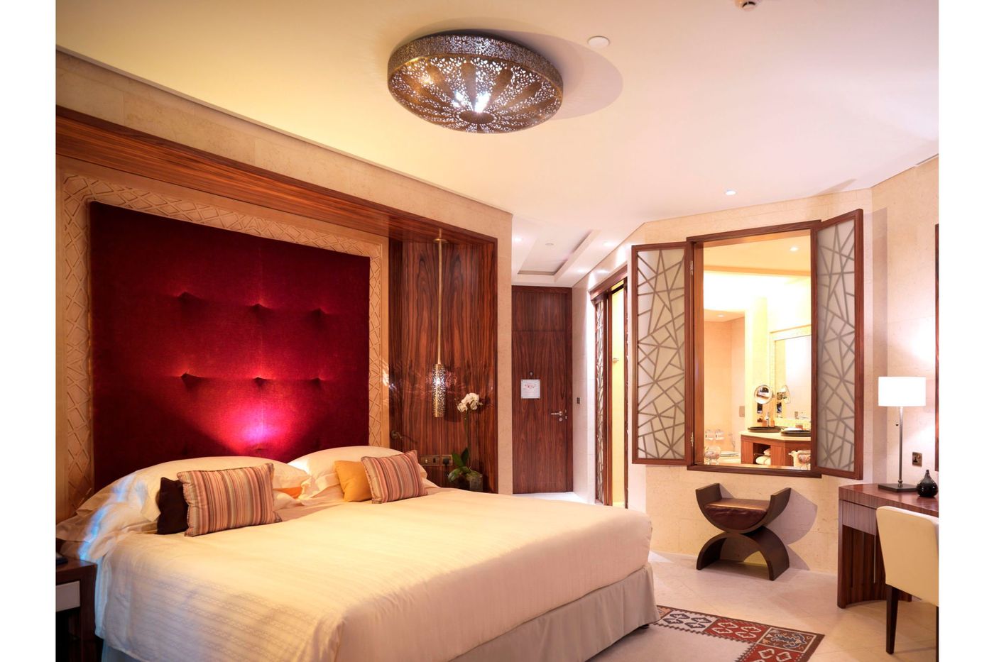 Raffles-Dubai-Hotel-Room-33