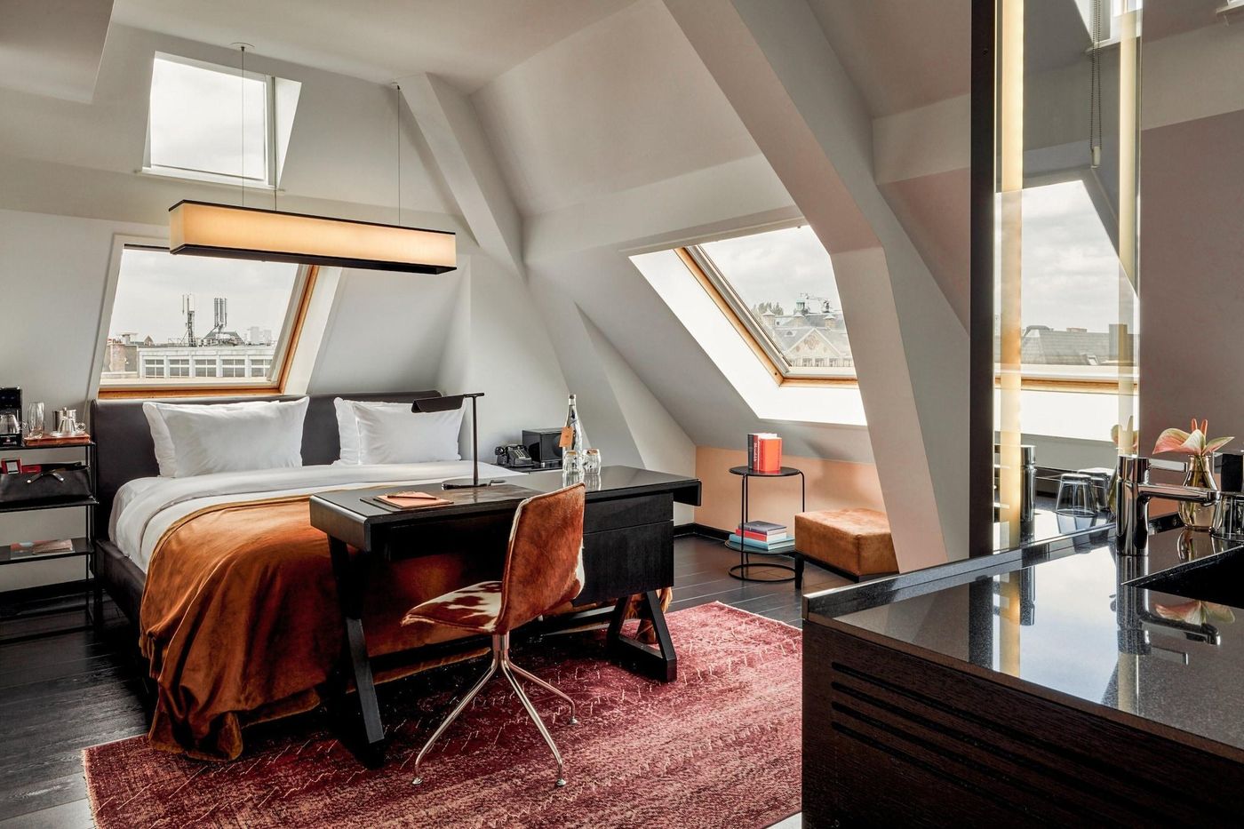 SIR-Albert-Hotel--part-of-Sircle-Collection-Room-8